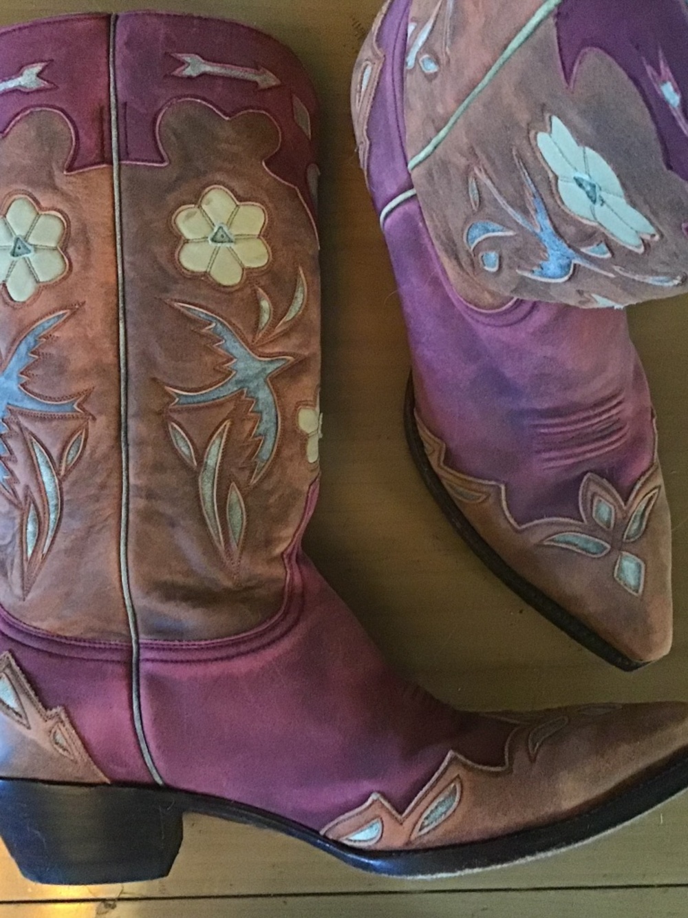 Rare Old Gringo bluebird floral vintage women’s cowboy boots sz 10